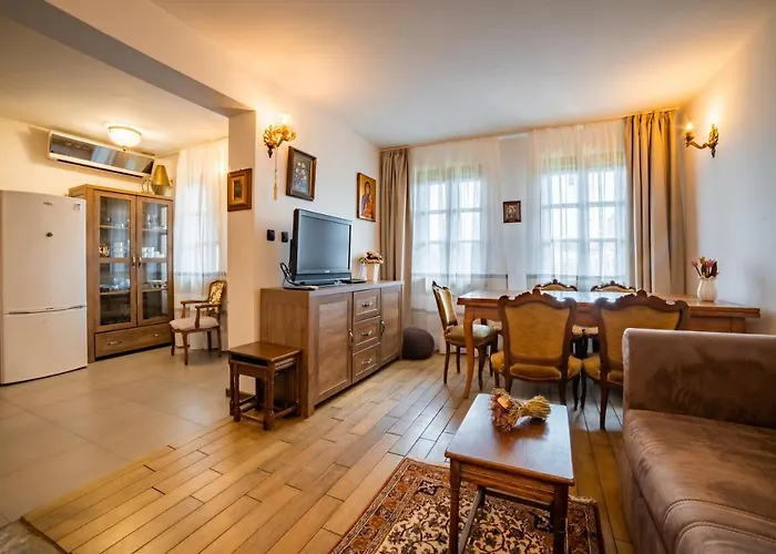 Four Riders Tırnova