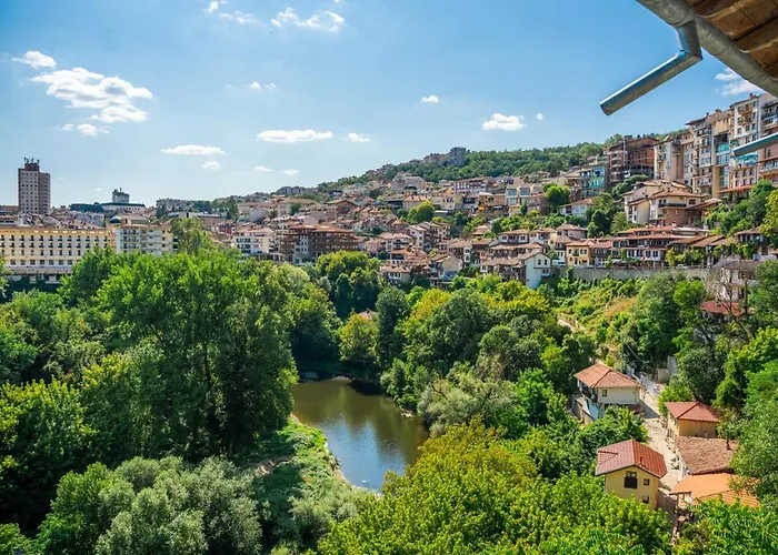 Four Riders Tırnova