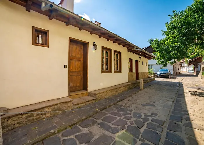 Four Riders Tatil Evi